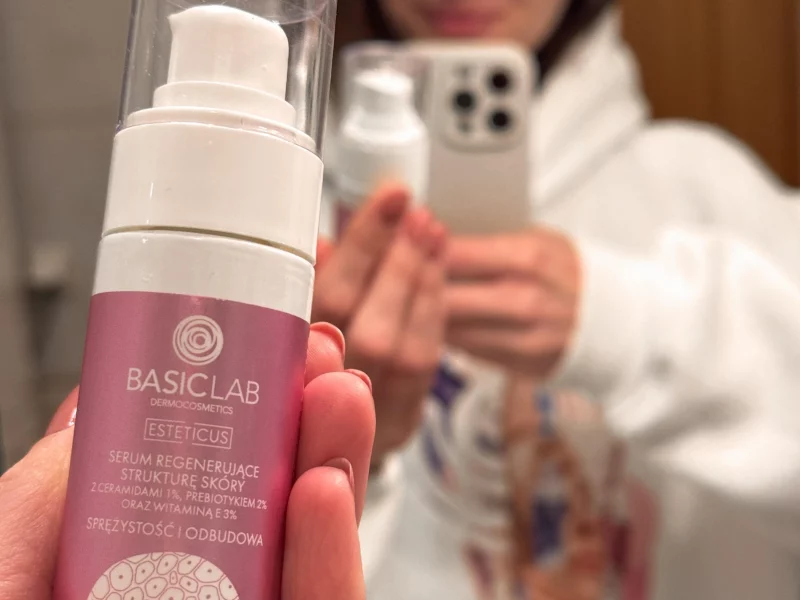 Specjalistyczne serum regenerujące strukturę skóry BasicLab - moja opinia