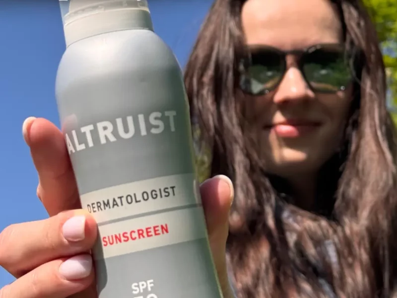 Jak reaplikować SPF w ciągu dnia - moja opinia o spray’u przeciwsłoneczny SPF50 od Altruist 1