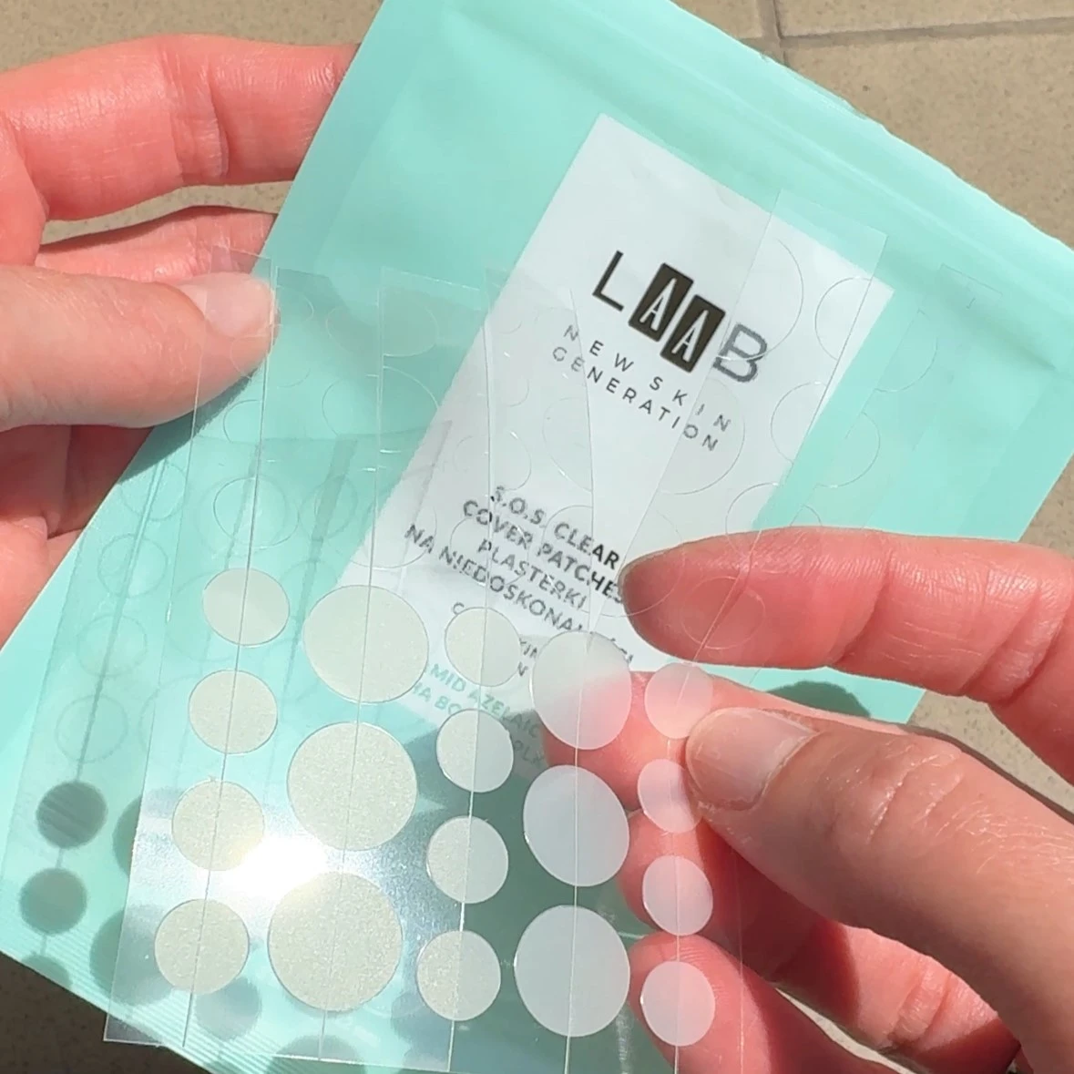 Plasterki na niedoskonałości S.O.S. Clear Cover Patches od AA - działają 2